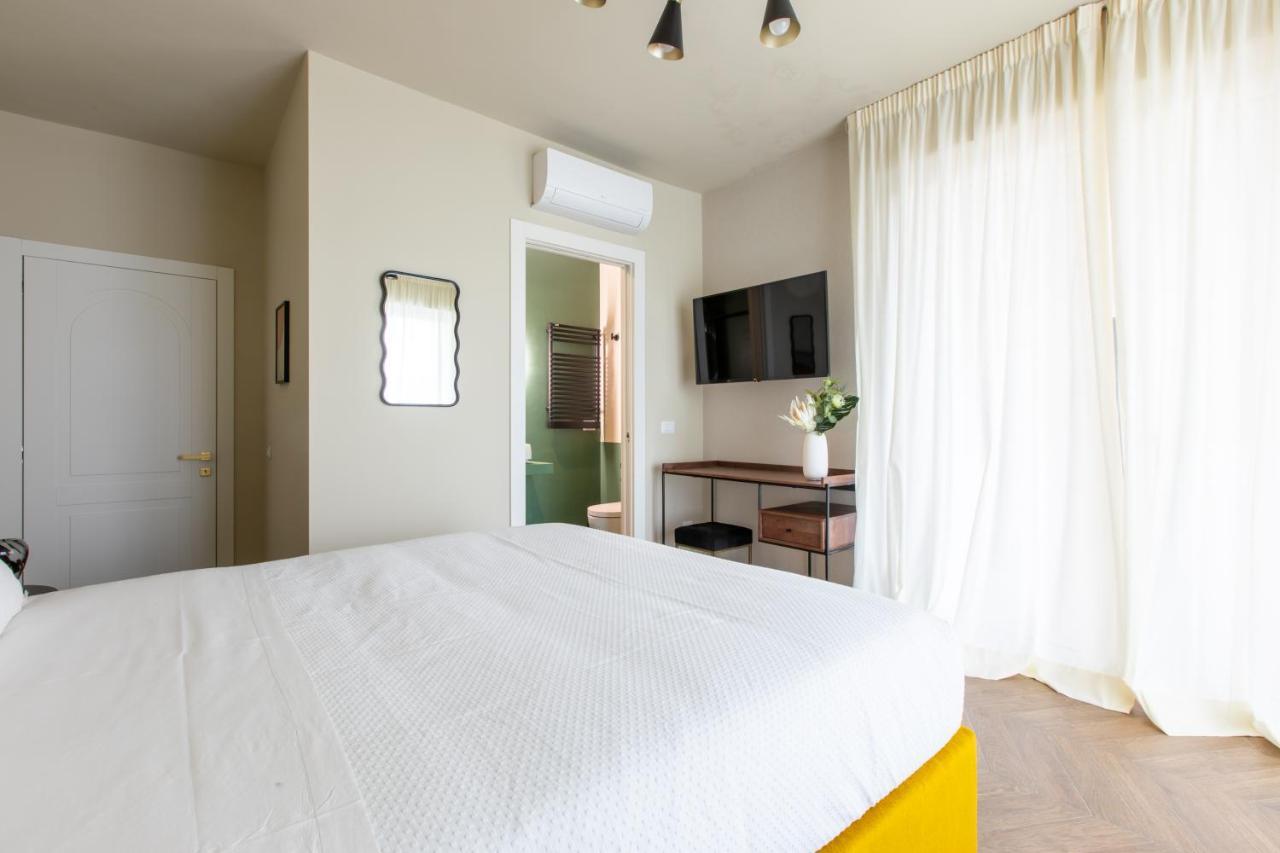 Daplace - Corso Sempione Suites Milano Eksteriør billede